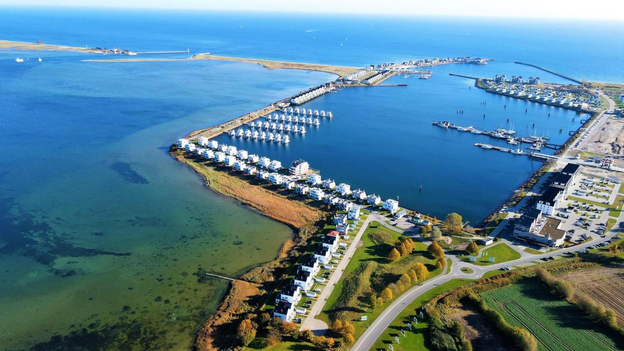 Schwimmendes Ferienhaus Antares One By Seeblick Ferien Oro, Rundum Wasser, Sauna Olpenitz Εξωτερικό φωτογραφία